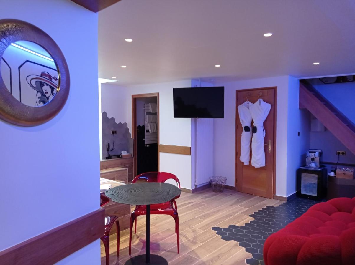Hotel Et Spa Le Lion D'Or Pont-Évêque エクステリア 写真