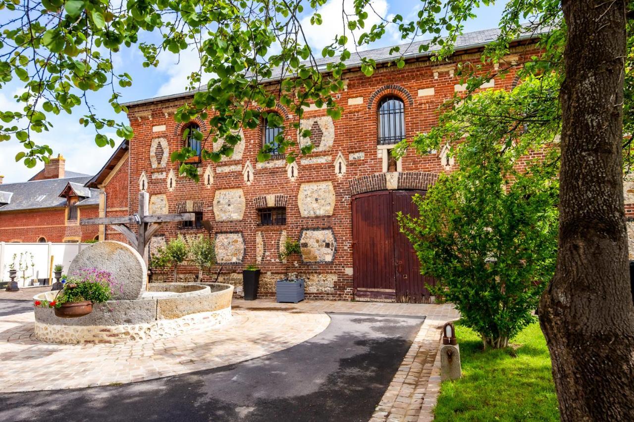 Hotel Et Spa Le Lion D'Or Pont-Évêque エクステリア 写真