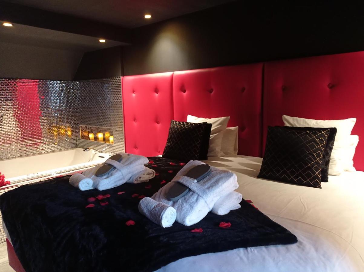 Hotel Et Spa Le Lion D'Or Pont-Évêque エクステリア 写真
