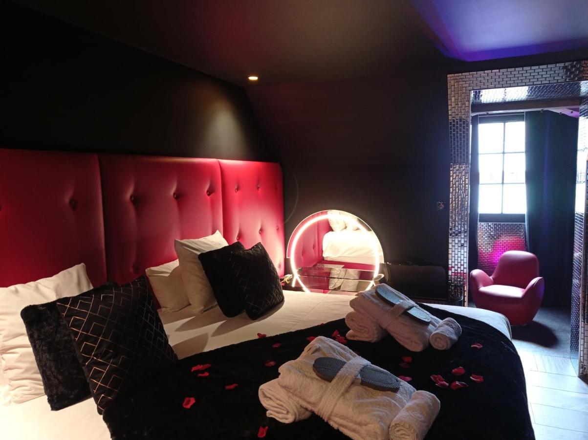 Hotel Et Spa Le Lion D'Or Pont-Évêque エクステリア 写真
