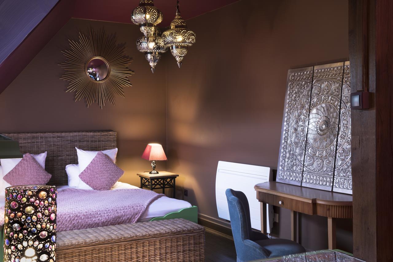 Hotel Et Spa Le Lion D'Or Pont-Évêque エクステリア 写真